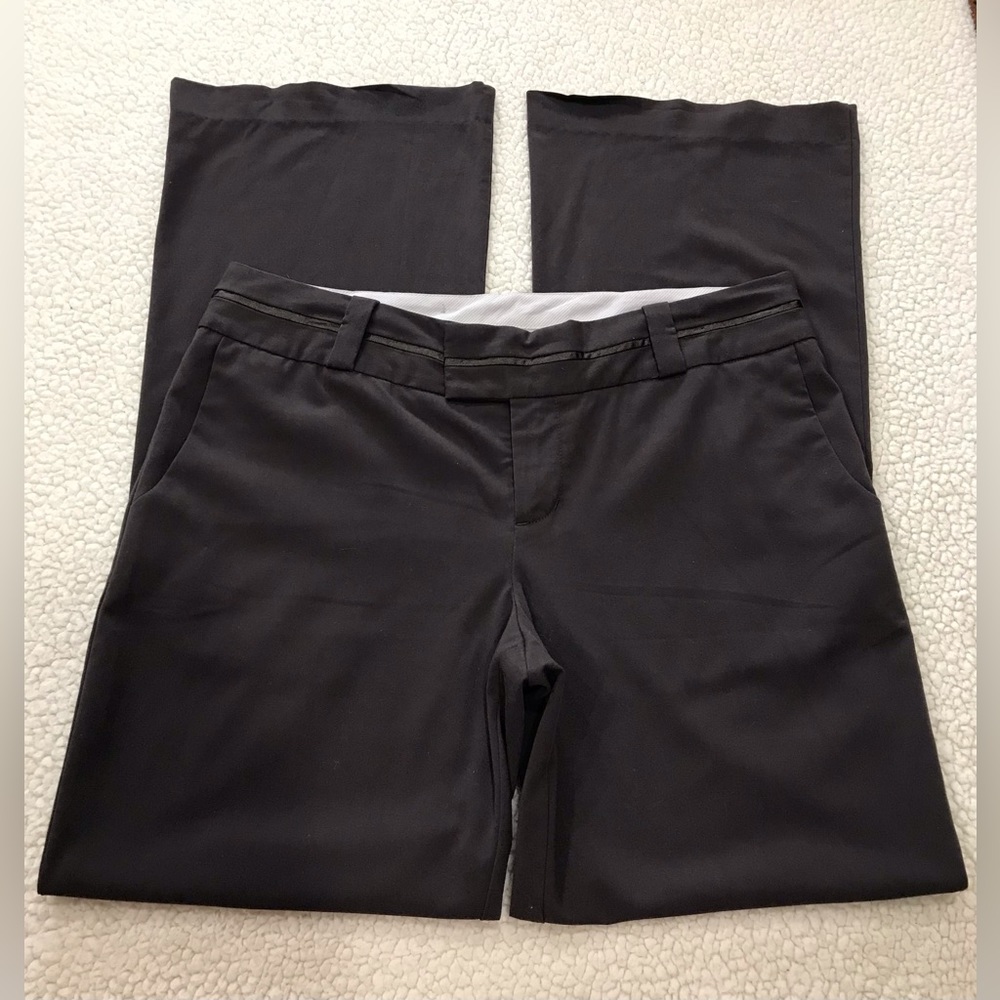 Mossimo Stretch Brown Chino Dress Slacks Pants 
Size 10 / 12 Medium / Large